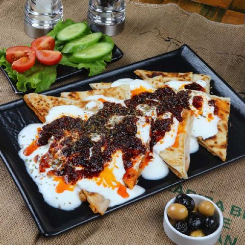 Yoğurtlu Gözleme