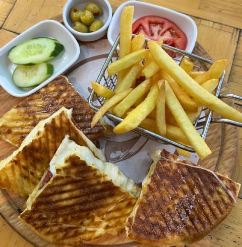 Bazlama Tost
